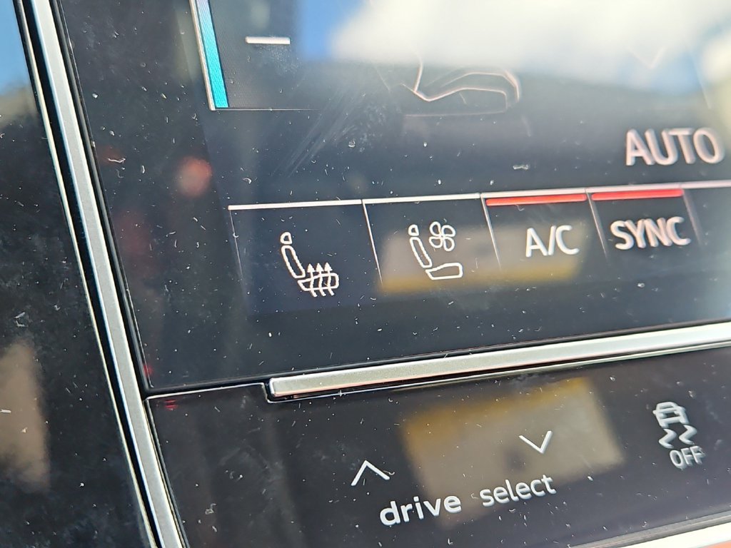 New 2027 Audi SQ8 Prestige AWD/4WD image 15