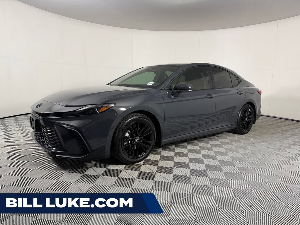 Used 2026 Toyota Camry SE w/ Convenience Package FWD image 1