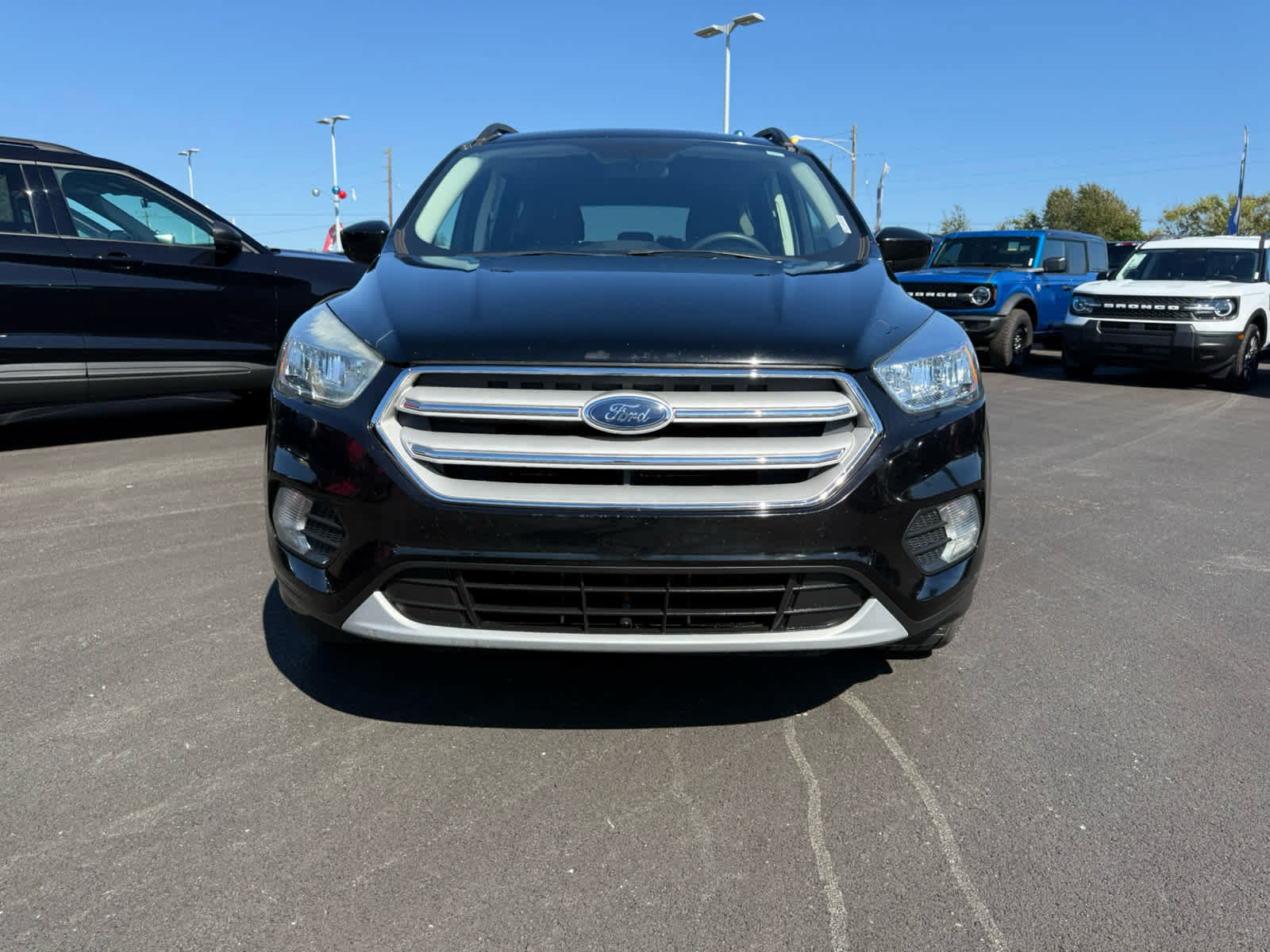 Used 2018 Ford Escape SE w/ SE Sync 3 Package FWD image 22