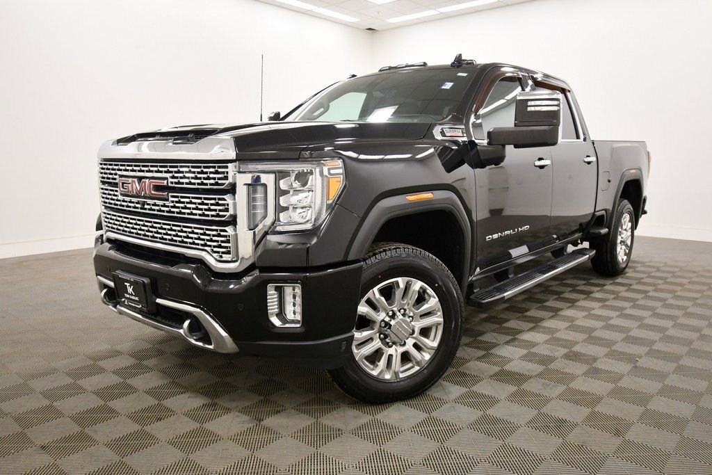 Used 2020 GMC Sierra 3500 Denali w/ Denali Ultimate Package image 2