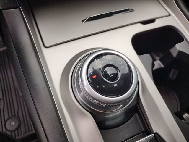 Used 2022 Ford Explorer XLT image 25