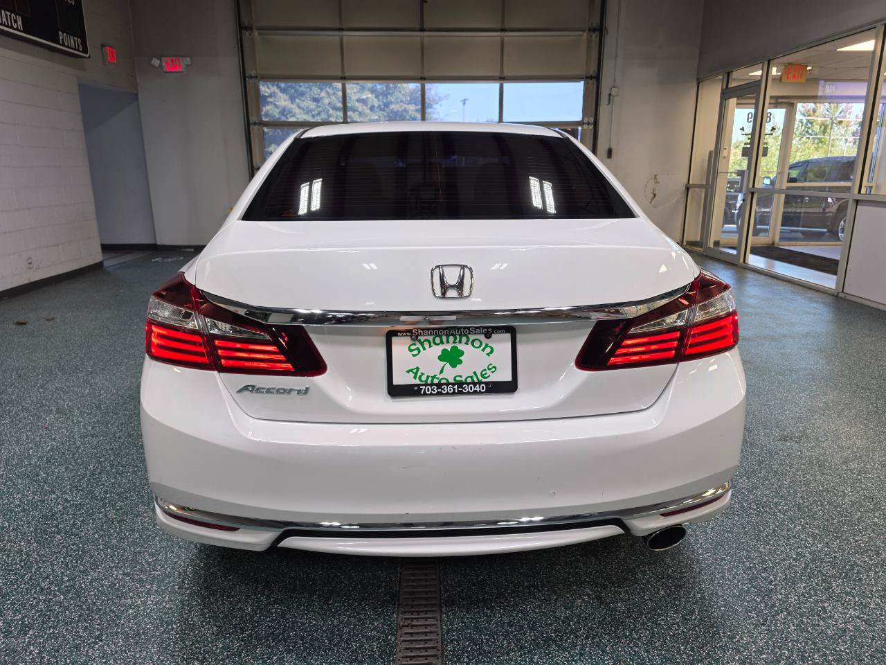 Used 2016 Honda Accord LX image 8
