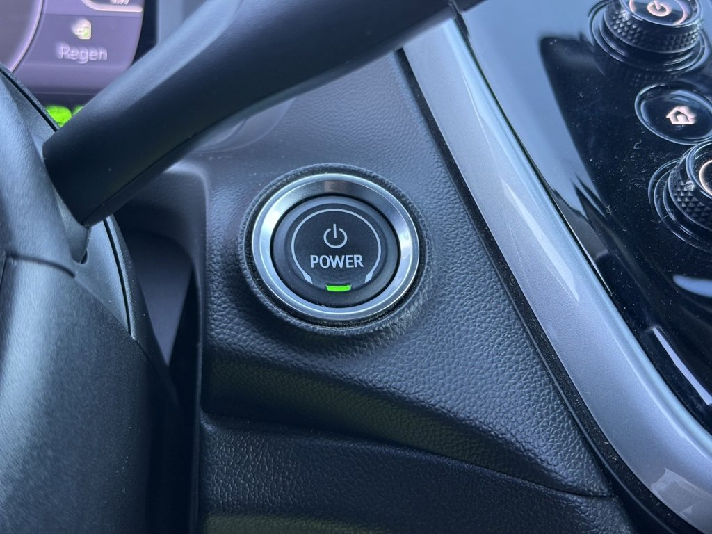 Used 2023 Chevrolet Bolt EUV LT image 23