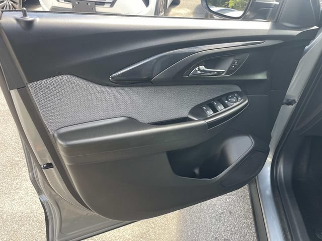 Used 2023 Chevrolet TrailBlazer LT FWD image 20