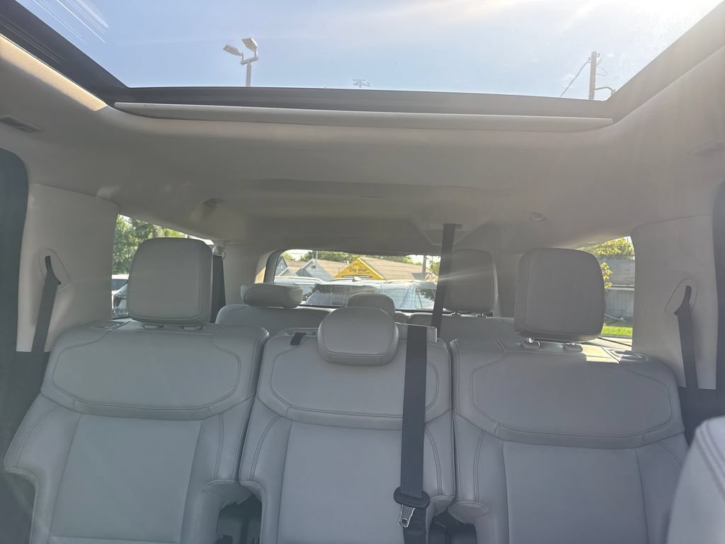 Used 2025 Ford Expedition Max Active AWD/4WD image 50