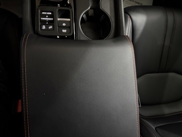 Used 2024 Honda Pilot TrailSport image 22