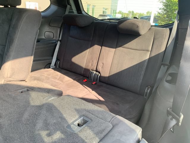 Used 2015 Nissan Pathfinder S AWD/4WD image 17