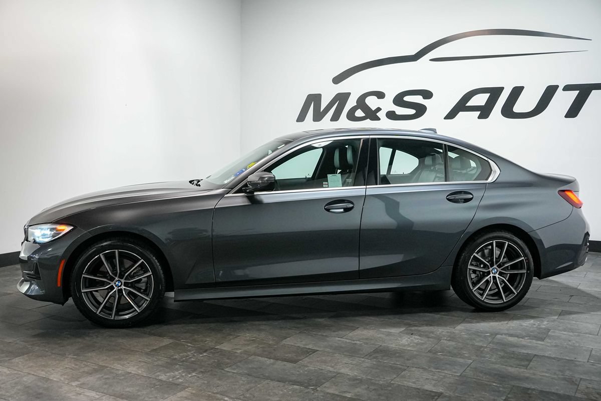 Used 2022 BMW 330i Sedan RWD image 3