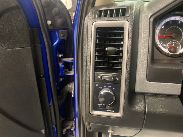 Used 2016 RAM 1500 ST w/ SXT Appearance Group image 14