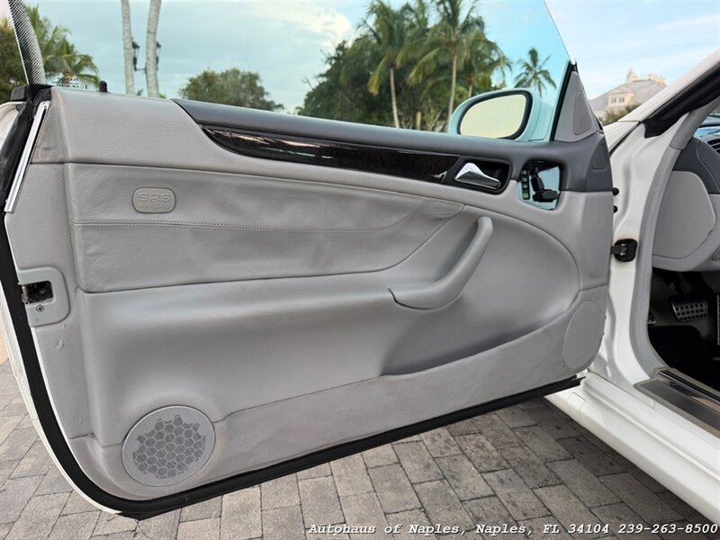 Used 2001 Mercedes-Benz CLK 430 Cabriolet image 27