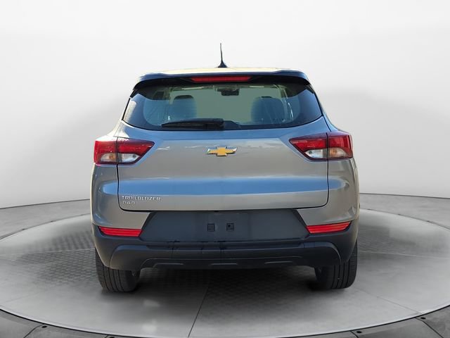 Used 2023 Chevrolet TrailBlazer LS image 4