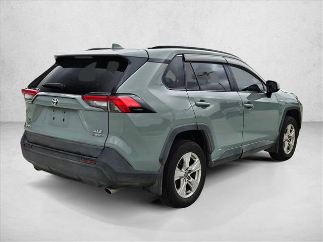Used 2020 Toyota RAV4 XLE w/ Convenience Package AWD/4WD image 5