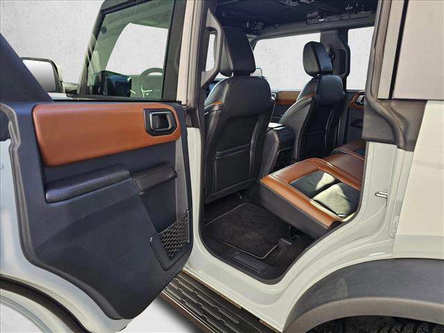 Used 2024 Ford Bronco Outer Banks w/ Sasquatch Package image 14