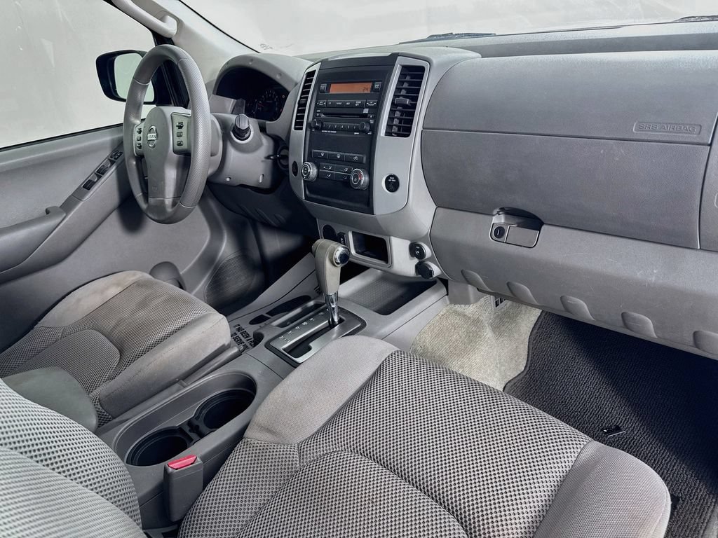 Used 2012 Nissan Frontier SV w/ SV Premium Utility Pkg RWD image 31