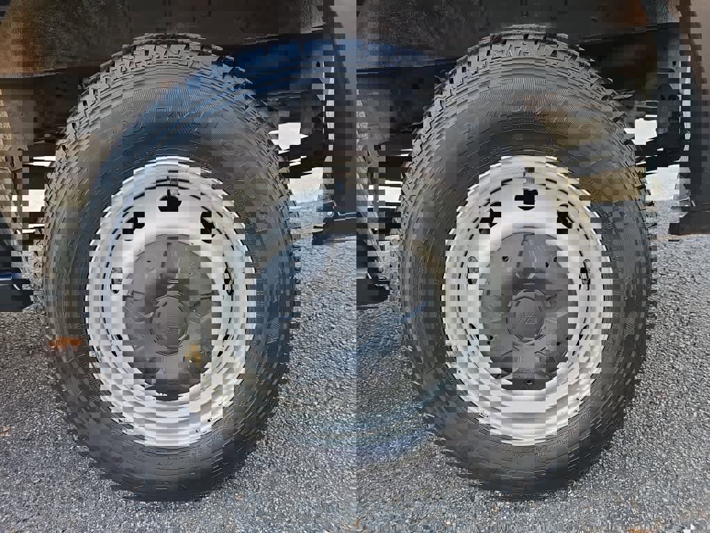 Used 2019 Ford Transit 250 148 Medium Roof image 10