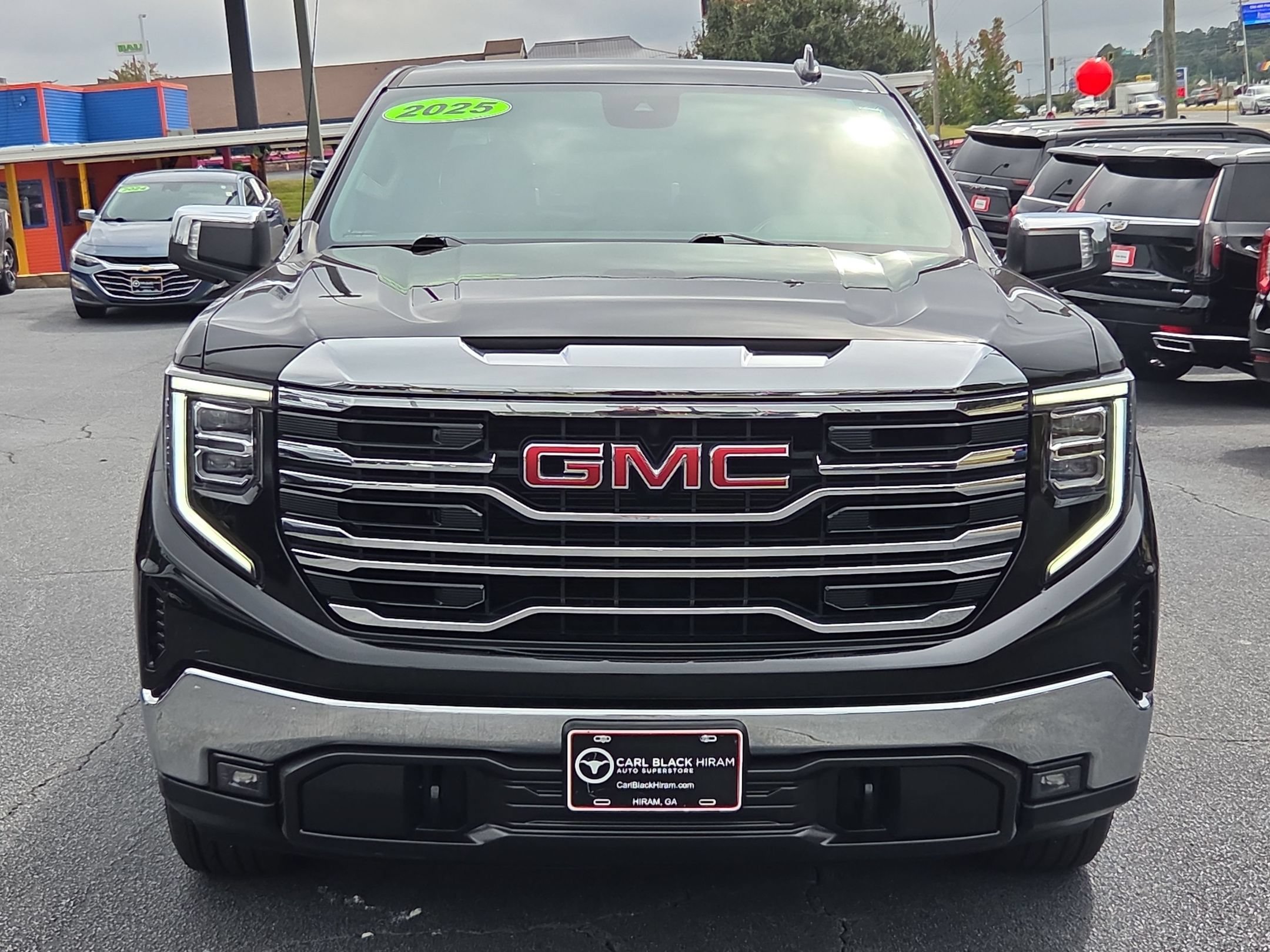 Used 2025 GMC Sierra 1500 SLT AWD/4WD image 2