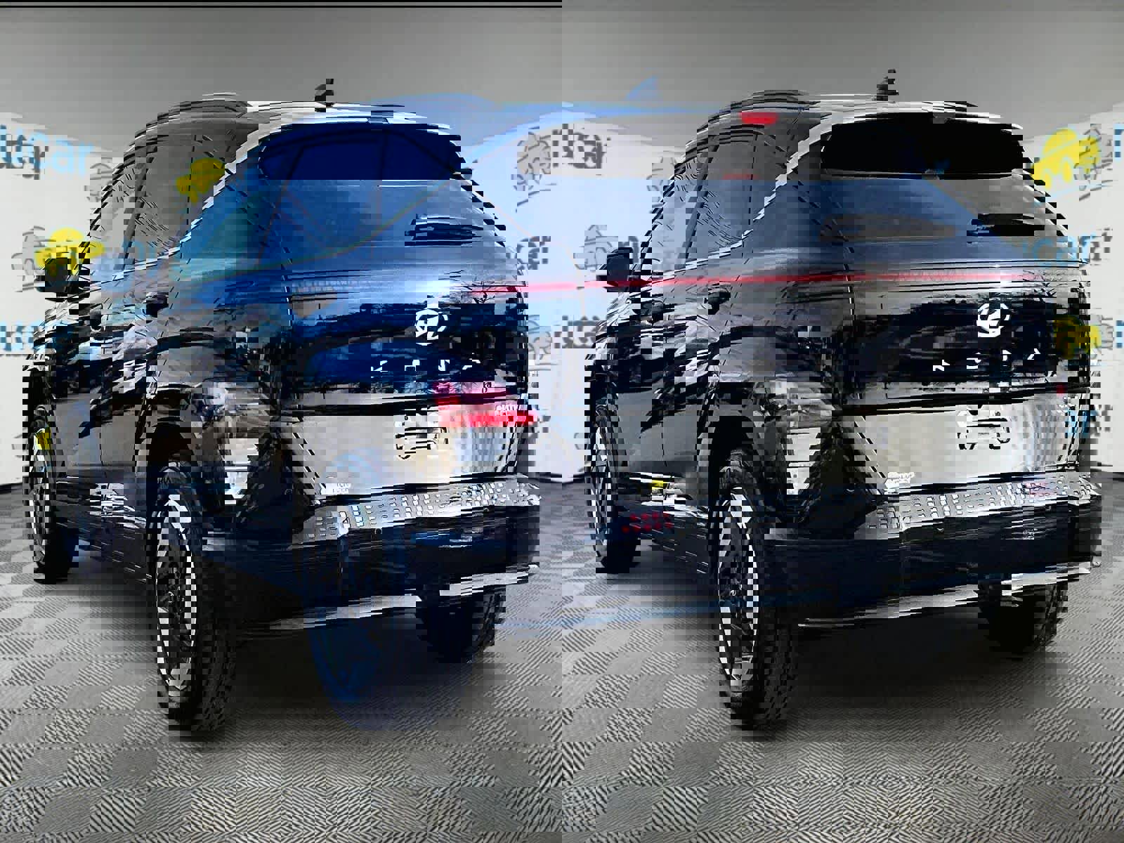 Used 2024 Hyundai Kona Limited image 4