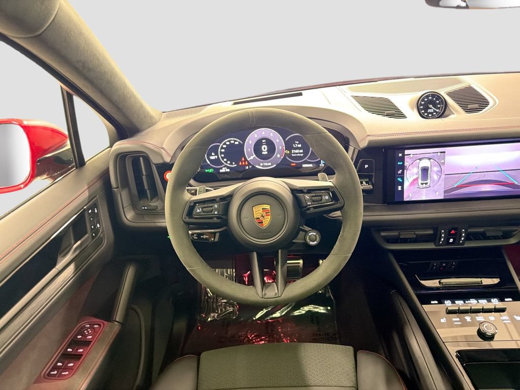 Certified 2025 Porsche Cayenne GTS AWD/4WD image 23