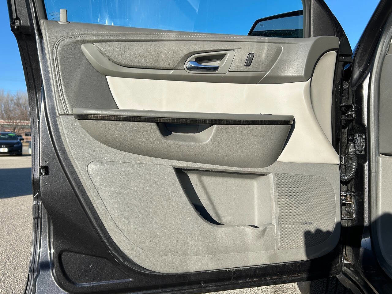 Used 2015 GMC Acadia SLT w/ Open Road Package image 19