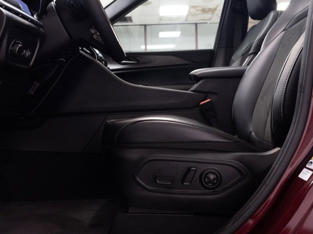 Certified 2025 Jeep Grand Cherokee Altitude image 8