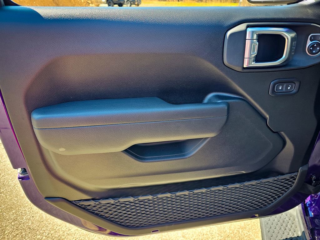 Certified 2026 Jeep Wrangler Willys image 10