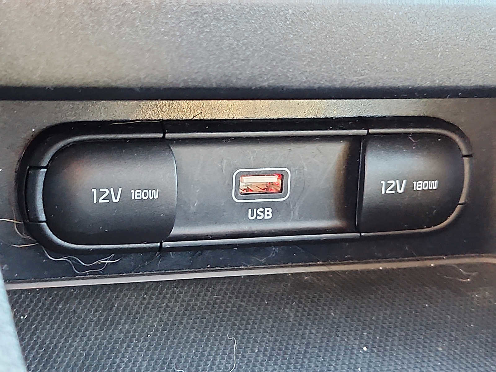 Used 2022 Kia Forte LXS w/ LXS Technology Package FWD image 23