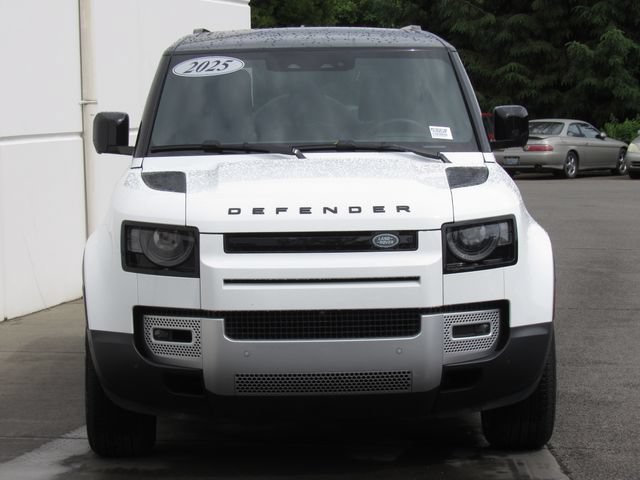 Used 2025 Land Rover Defender 110 S AWD/4WD image 3