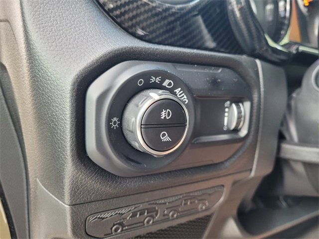 New 2025 Jeep Gladiator Sport image 23