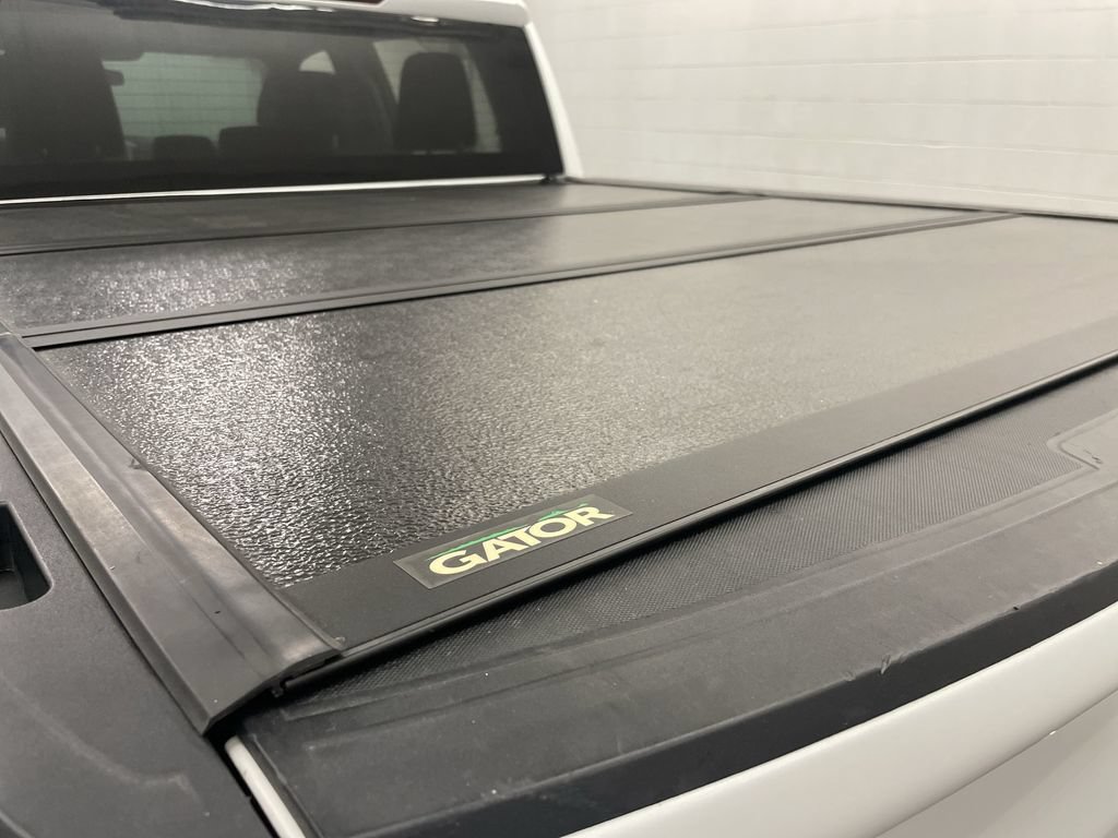 Used 2022 Chevrolet Silverado 1500 LT AWD/4WD image 31