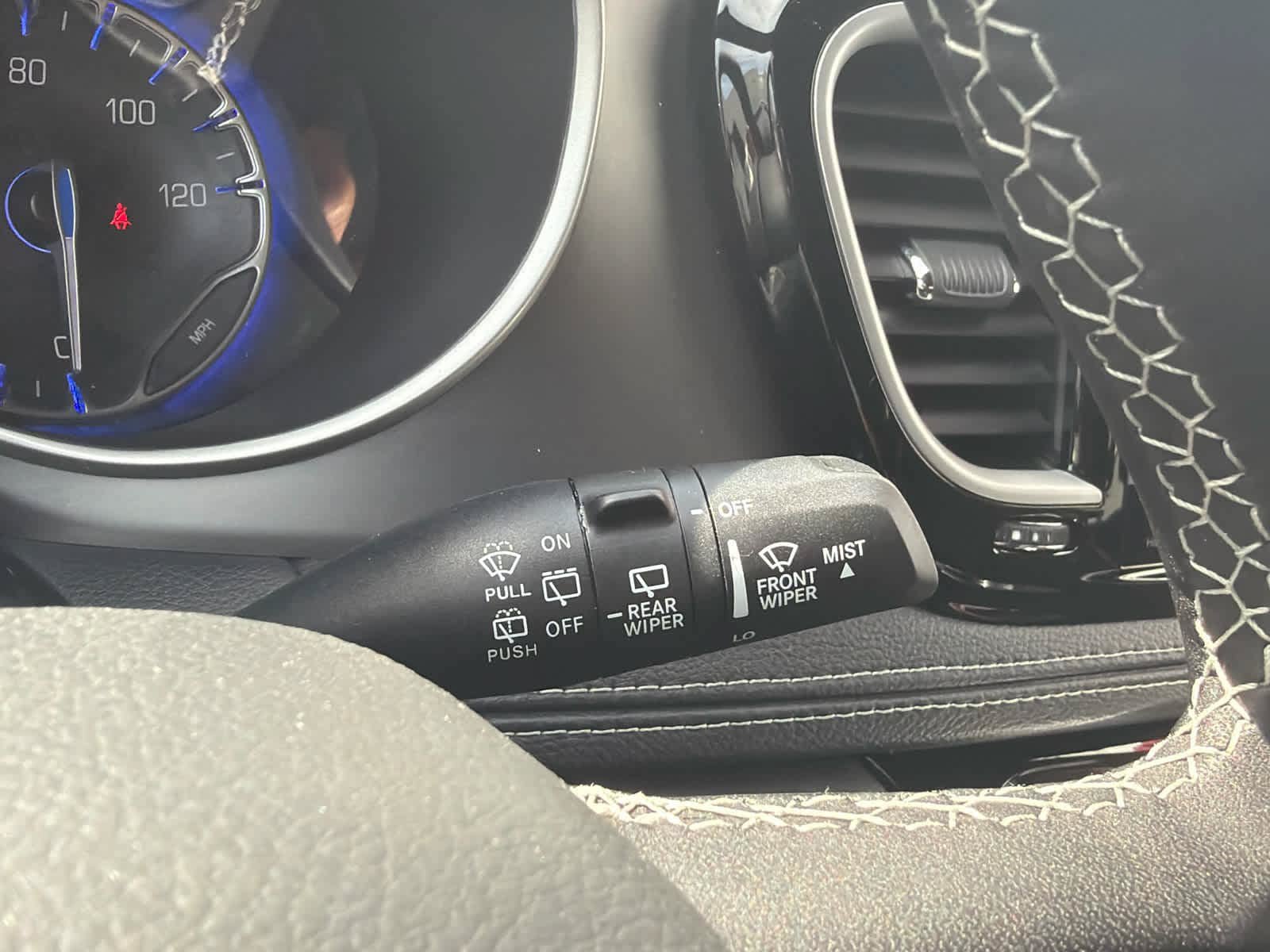 New 2027 Chrysler Pacifica Select FWD image 26