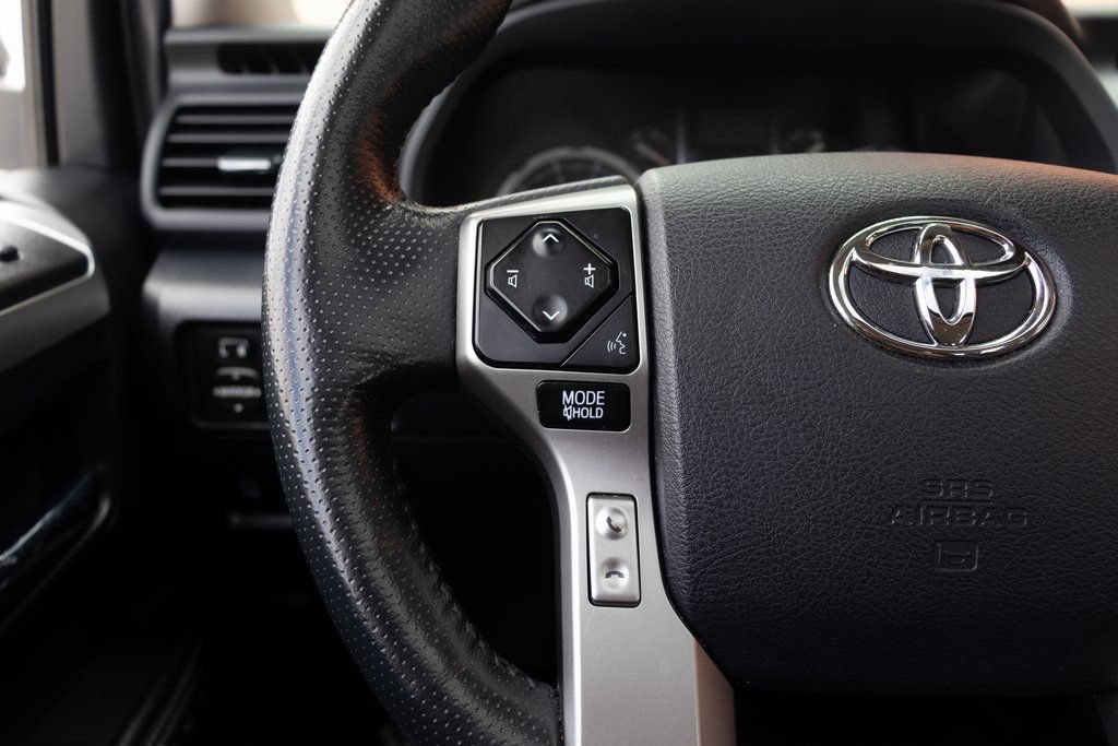 Used 2023 Toyota 4Runner Limited AWD/4WD image 27