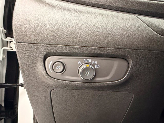 Certified 2026 Buick Encore GX Preferred w/ Comfort Package AWD/4WD image 15