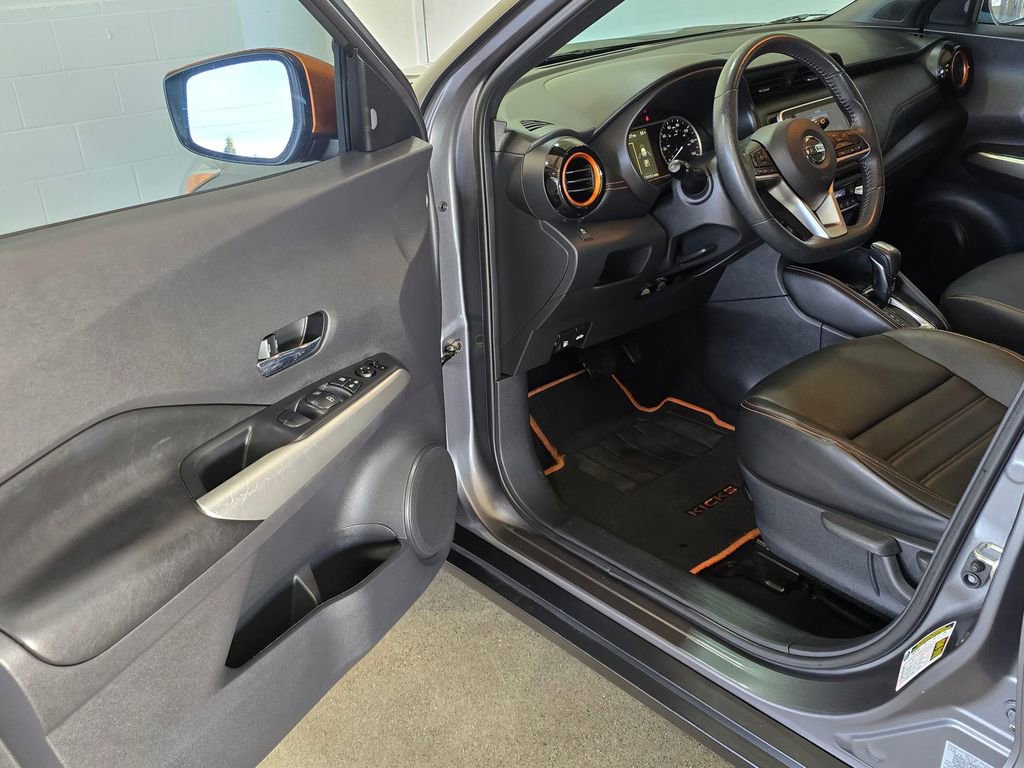 Used 2018 Nissan Kicks SR w/ Premium Package image 20