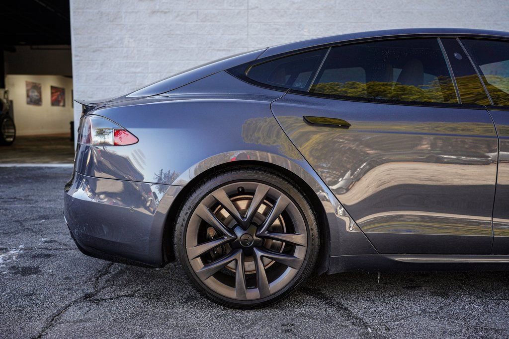 Used 2021 Tesla Model S Plaid image 15