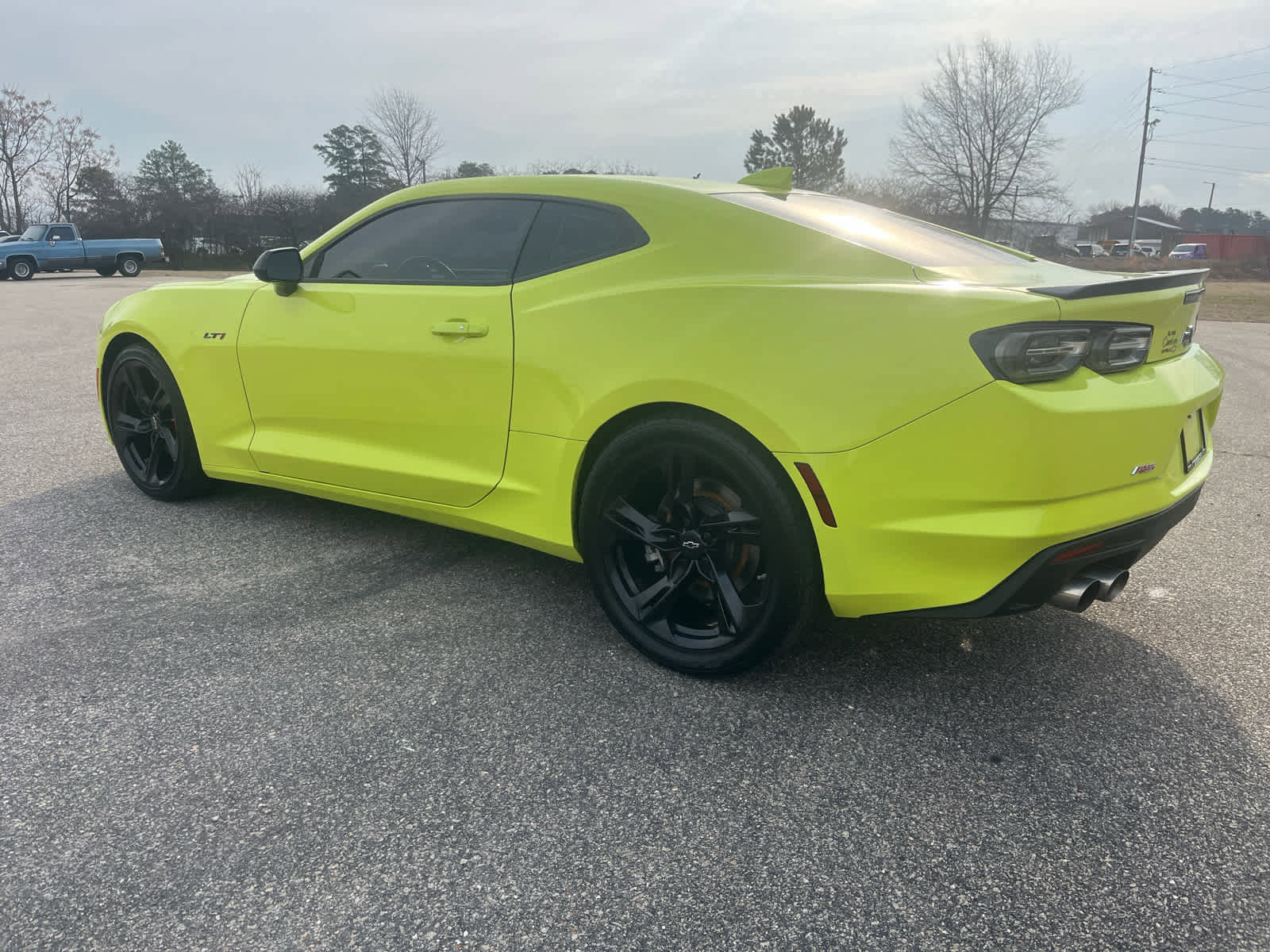 Used 2021 Chevrolet Camaro LT w/ RS Package image 5