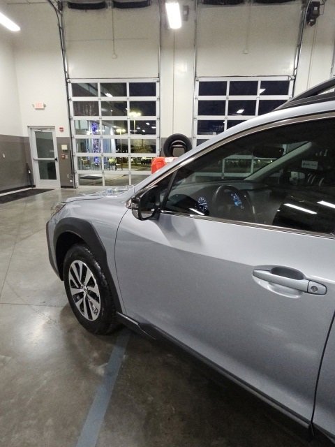 Certified 2025 Subaru Outback Premium w/ Popular Package #1A image 50