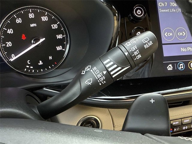 Certified 2021 Buick Envision Avenir w/ Technology Package II image 20