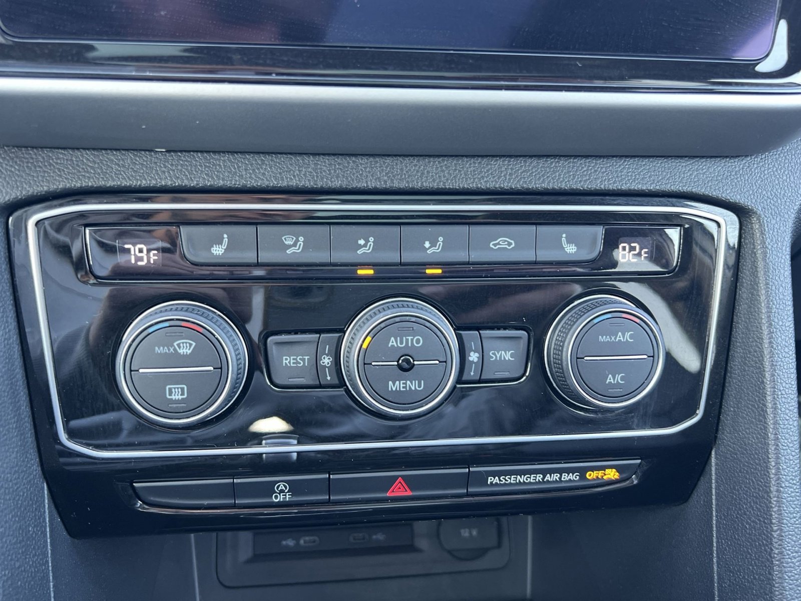 Used 2022 Volkswagen Atlas SEL image 21