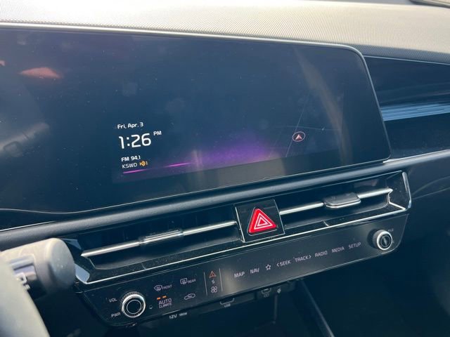 Certified 2023 Kia Niro EX w/ EX Cold Weather Package FWD image 19