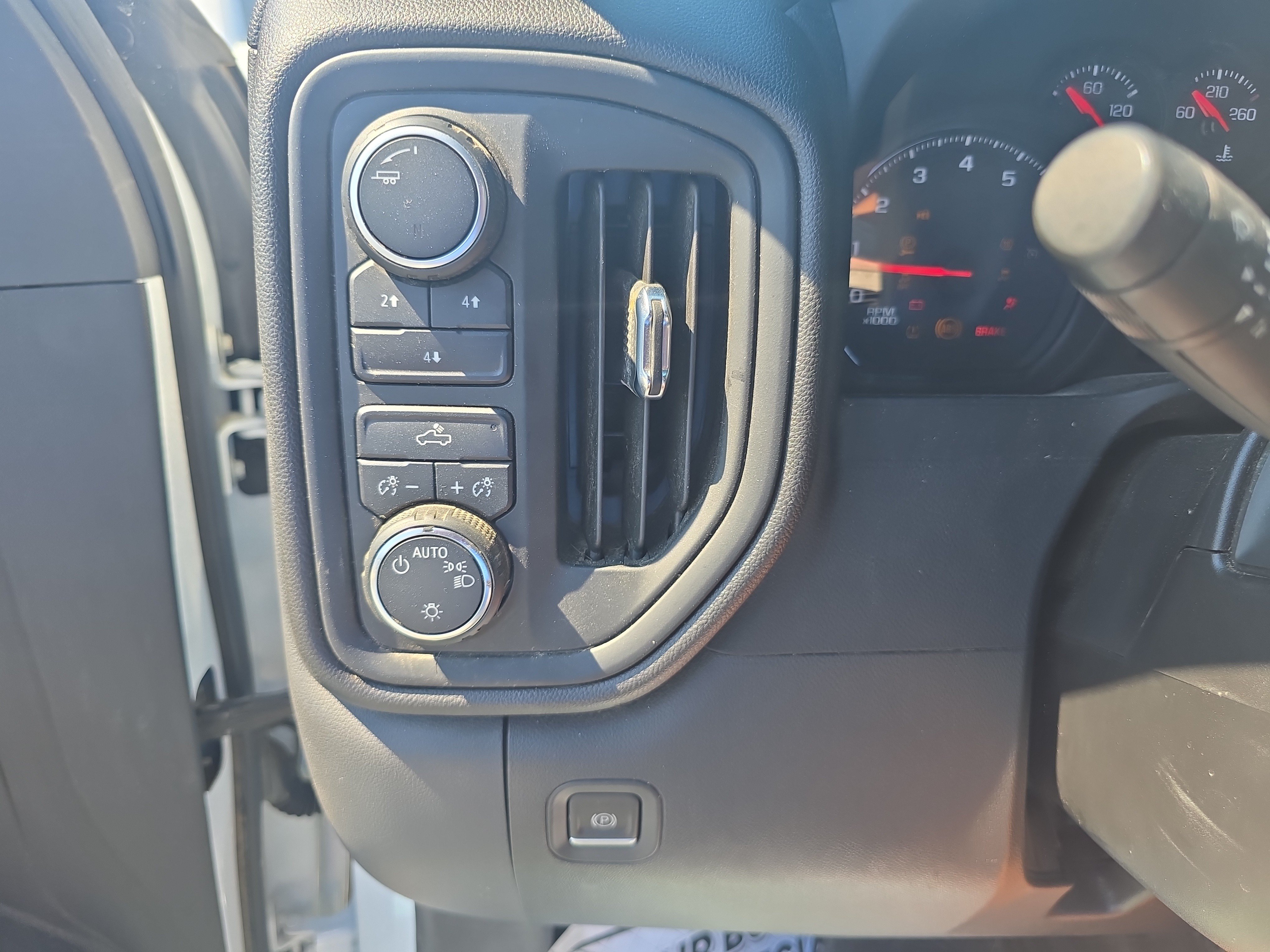 Used 2023 Chevrolet Silverado 2500 W/T w/ WT Fleet Convenience Package AWD/4WD image 15