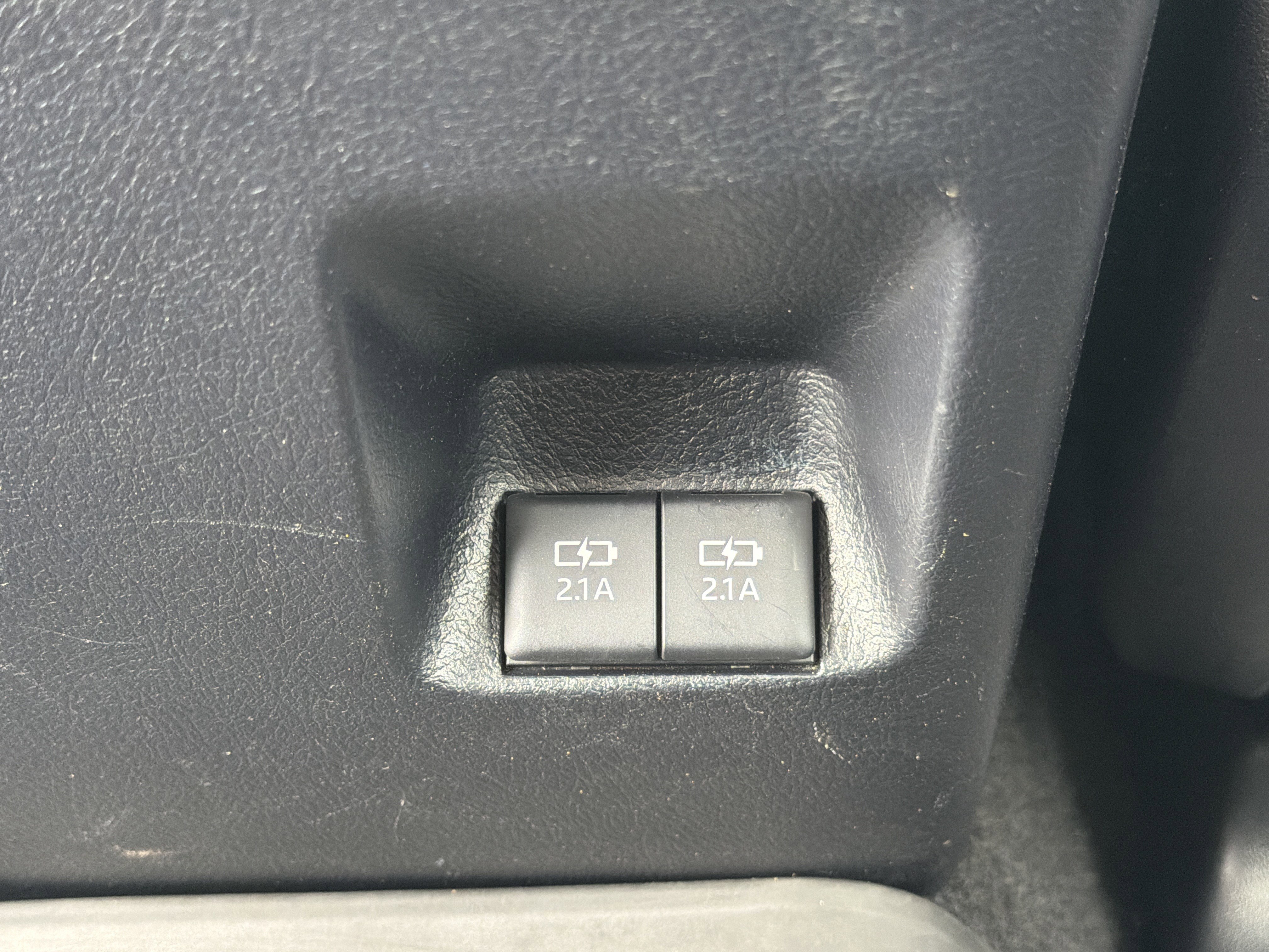 Used 2020 Toyota 4Runner Limited AWD/4WD image 22