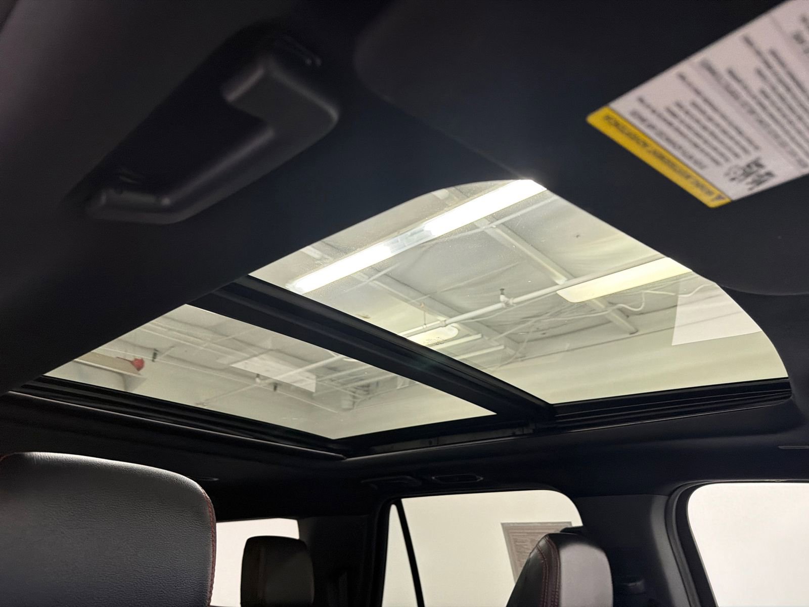 Used 2022 Ford Expedition Max Limited image 15