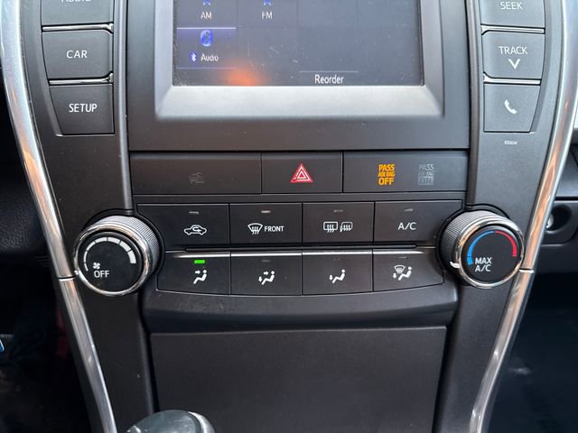 Used 2017 Toyota Camry SE FWD image 17