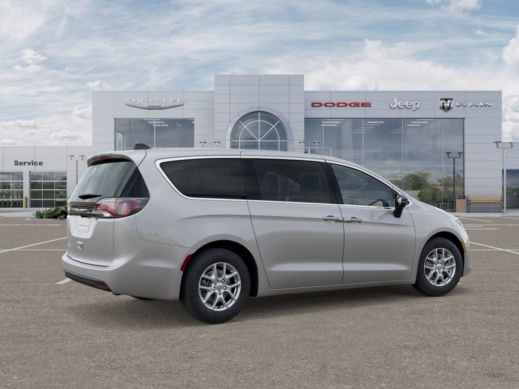 New 2026 Chrysler Voyager LX image 4