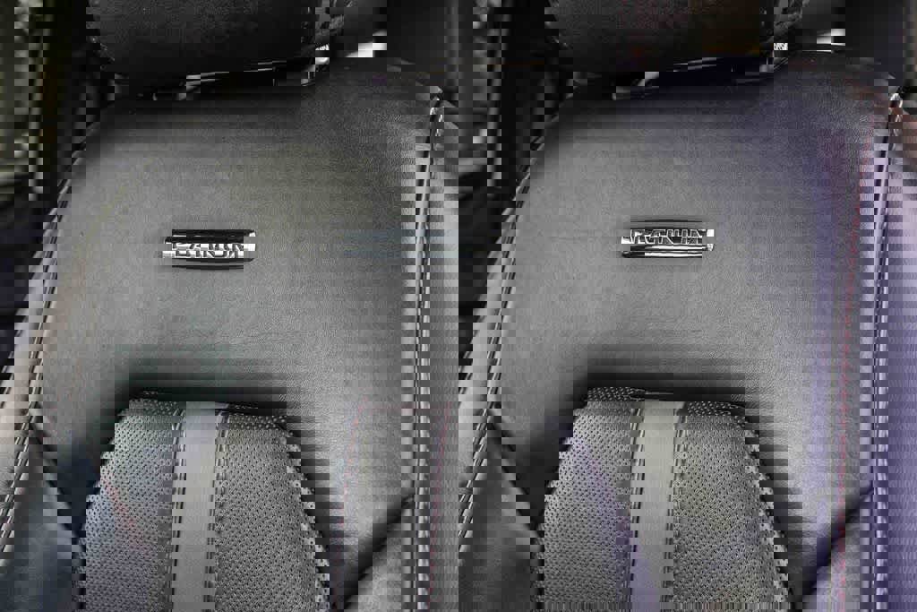 Used 2021 Ford F450 Platinum w/ FX4 Off-Road Package image 26