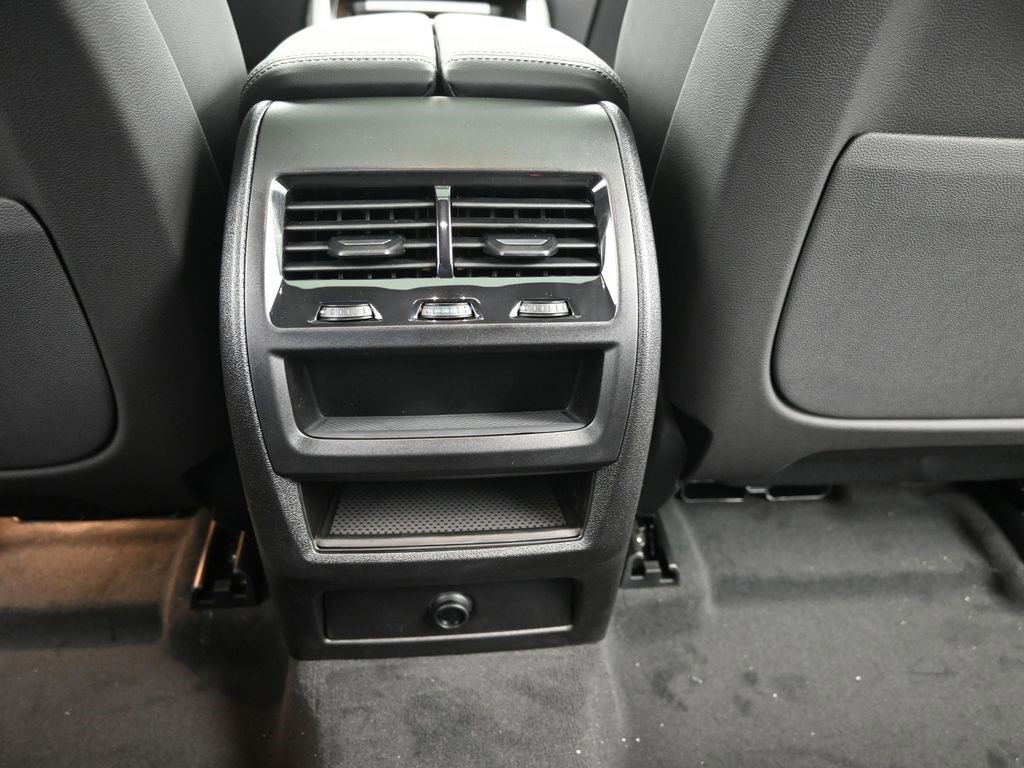 New 2026 BMW X6 xDrive40i w/ Premium Package image 36