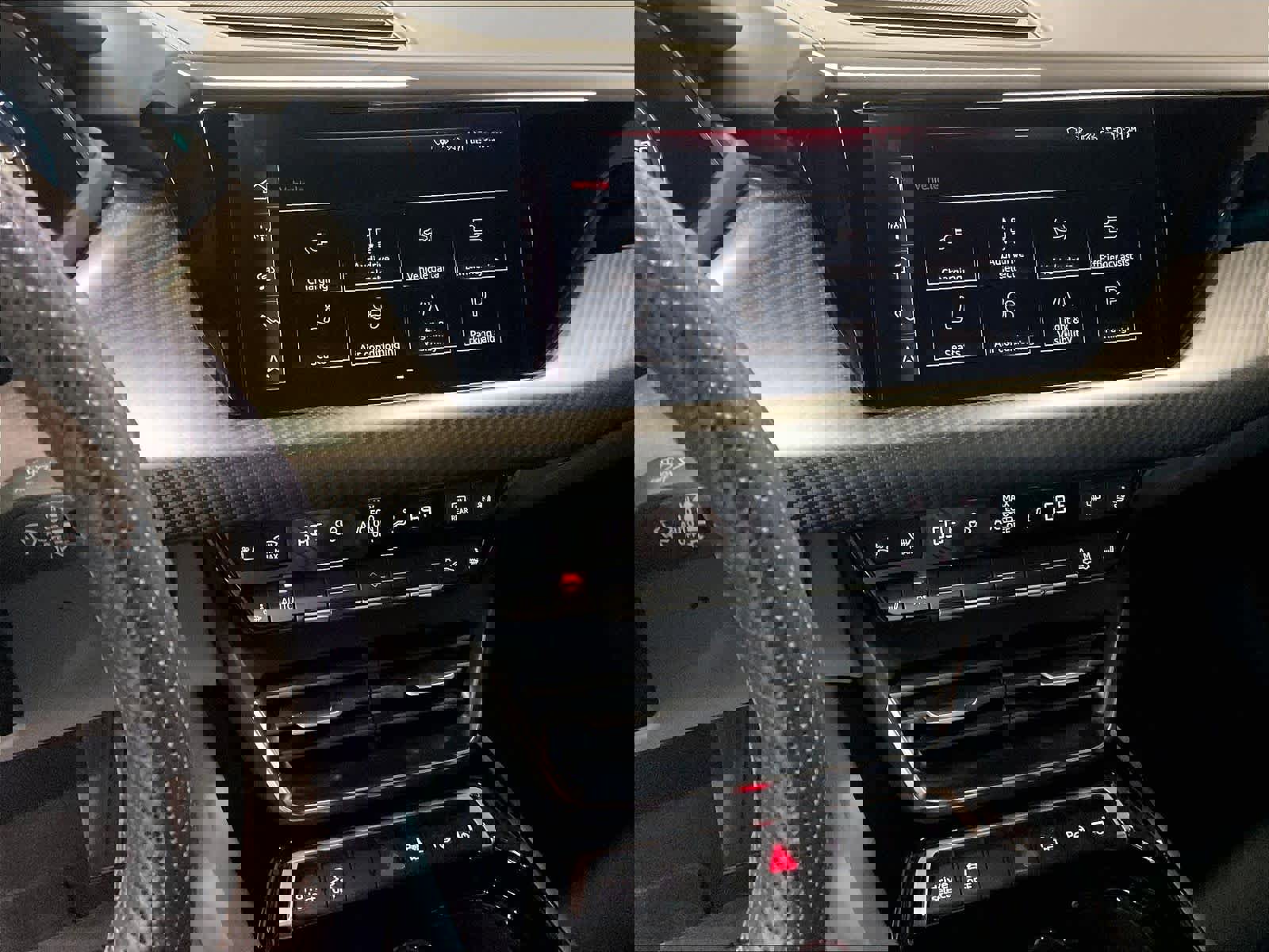 Used 2024 Audi e-tron GT Prestige image 9