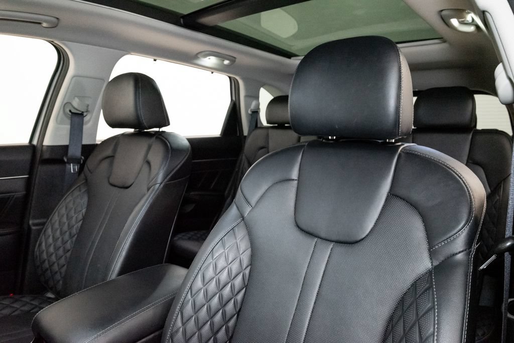 Used 2023 Kia Sorento SX Prestige AWD/4WD image 14