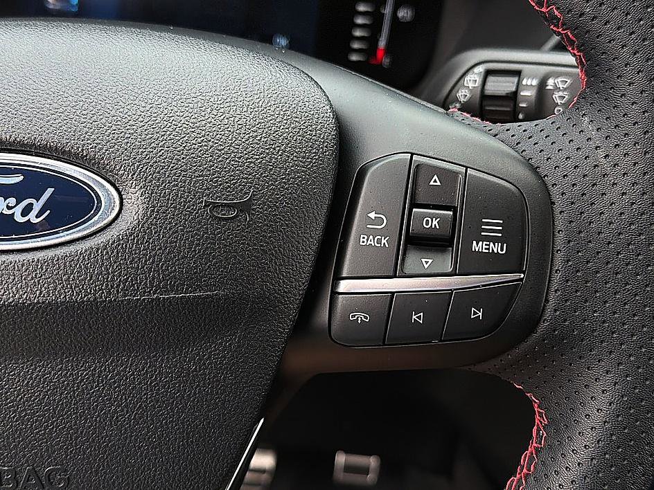 Used 2023 Ford Escape ST-Line w/ Tech Pack #1 FWD image 17