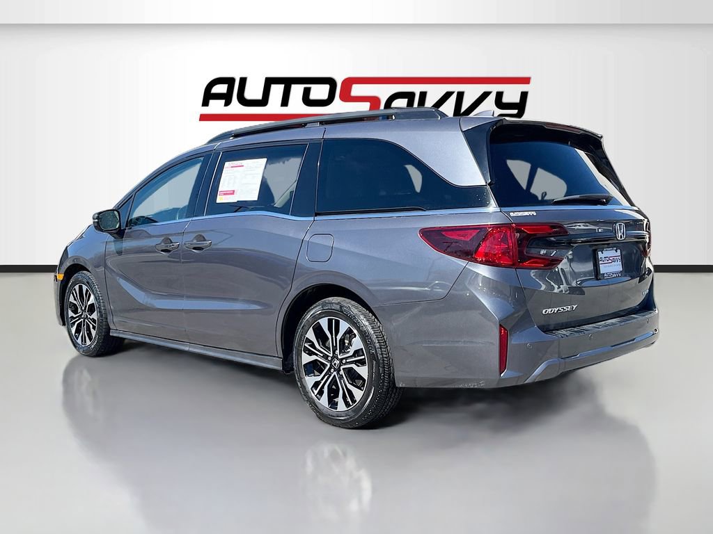 Used 2025 Honda Odyssey Elite image 5